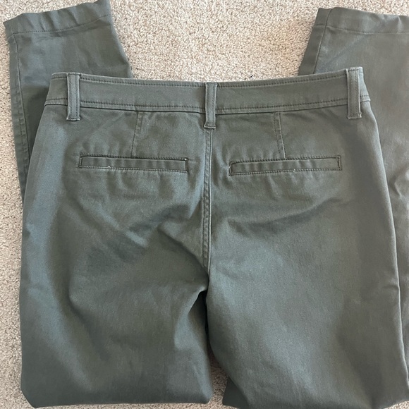 41 Hawthorn Pants - Picture 2 of 6